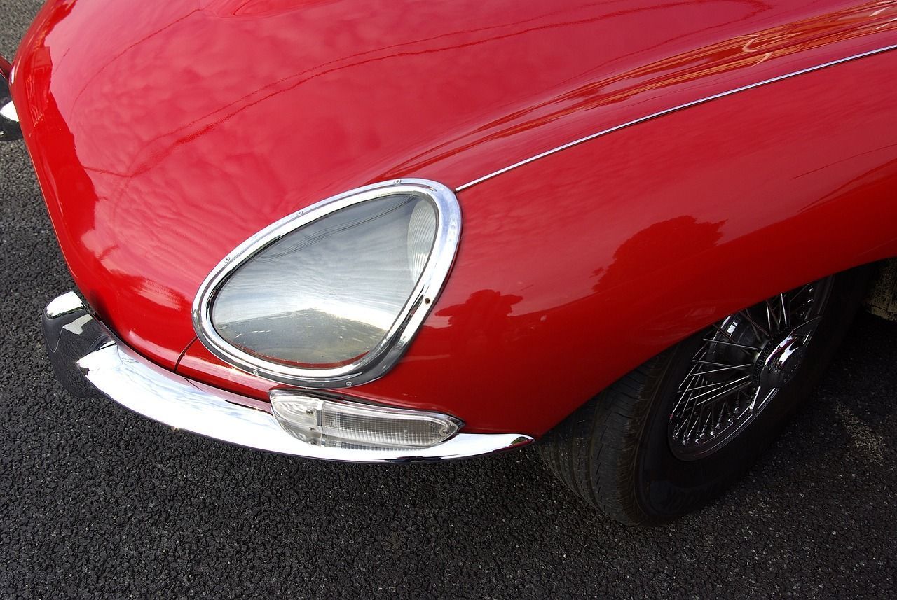 Carrosserie de voiture à décaper