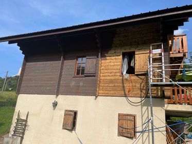 Maison décape avec aérogommeuse AEROCAP